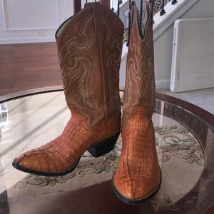Cowboy brand genuine Alligator boots double E